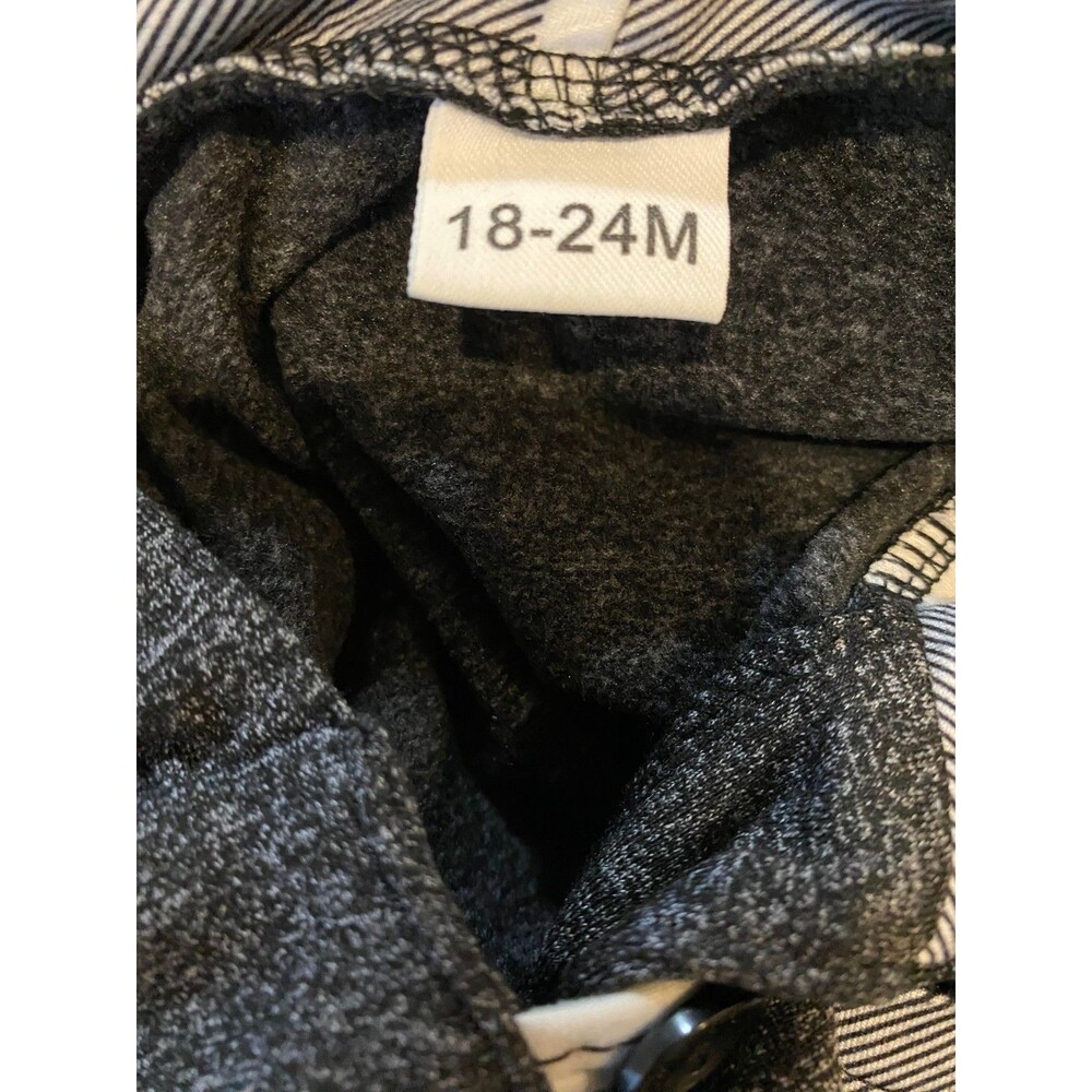 Girl's 18-24 Months Hooded Top & Matching pants Black & White Long Sleeve - Picture 3 of 3